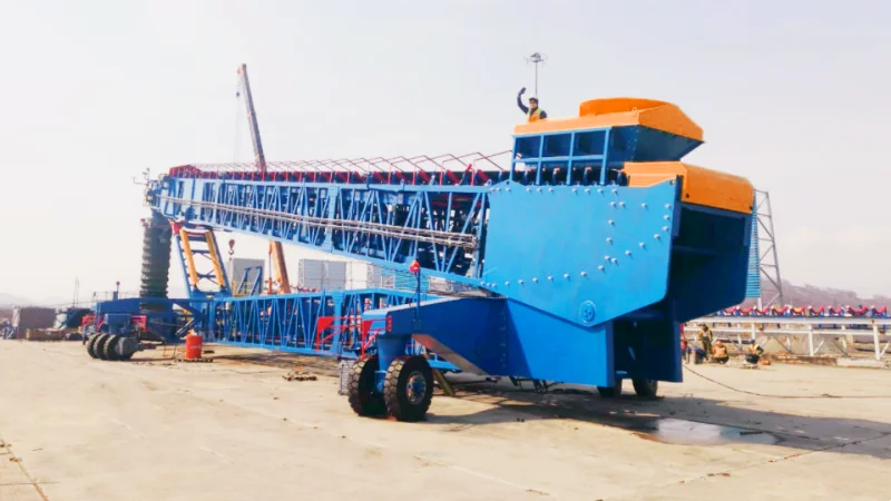 all wheel travel ship loader